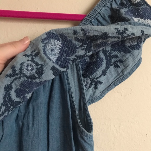 Denim Off The Shoulder Dress - Picture 5 of 5